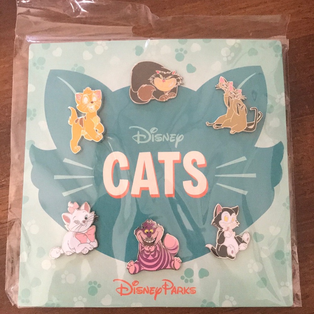 Disney Cats Pins